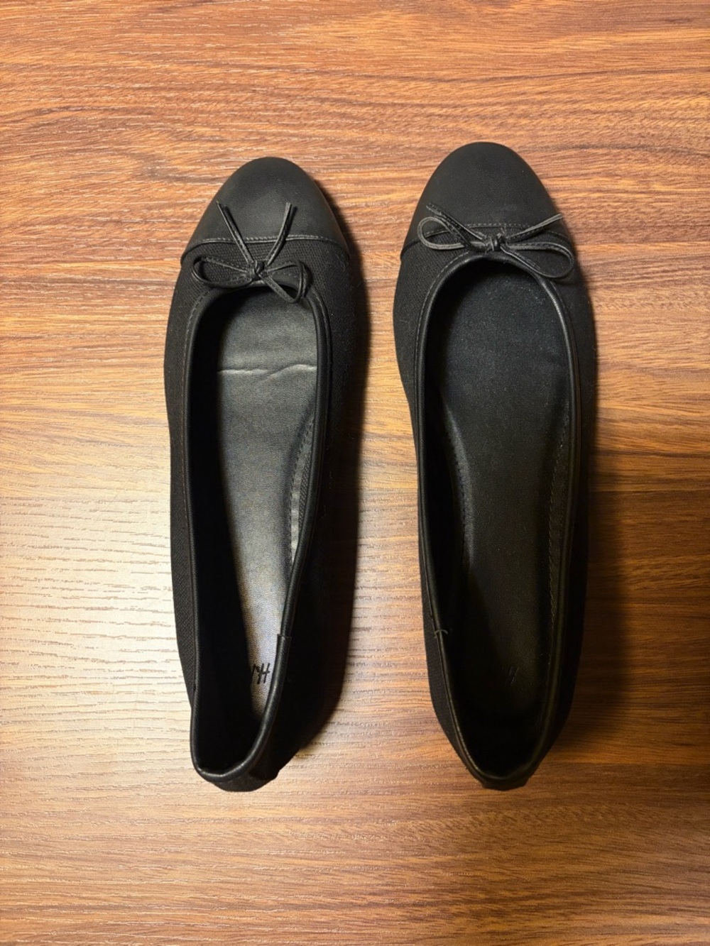H&M Black Ballet Flats with Bow Accent